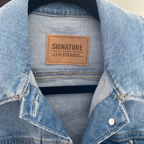 NWOT LEVI STRAUSS Denim Jacket - Picture 2 of 6